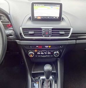 Mazda 3 SKYACTIV-G 120 Automatik Center-Line