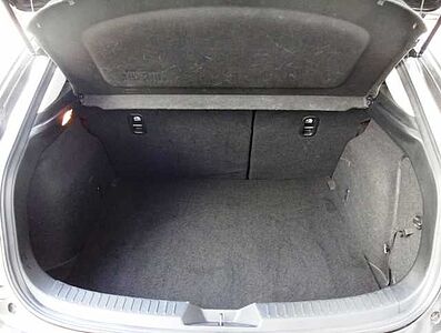 Mazda 3 SKYACTIV-G 120 Automatik Center-Line