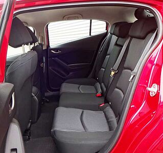 Mazda 3 SKYACTIV-G 120 Automatik Center-Line