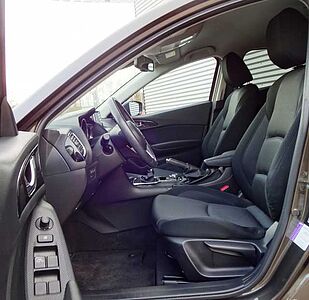 Mazda 3 SKYACTIV-G 120 Sports-Line